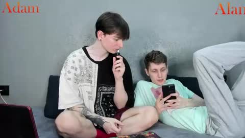 Alan online show from July 25, 8:06 pm