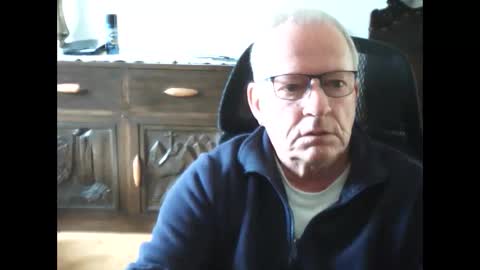 Master Bates online show from April 22, 9:11 am