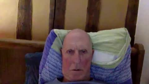 Pati24 online show from February 15, 7:32 pm