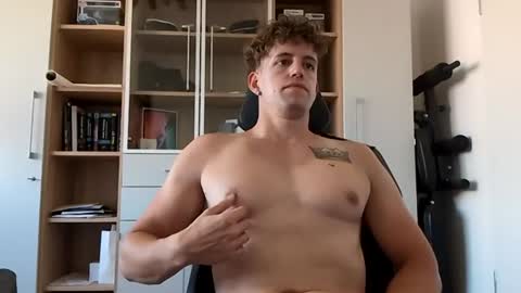 patii132 online show from July 29, 12:36 pm