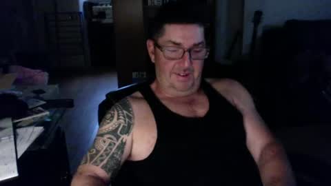 Snapshot of patmilll chatting on May 29, 11:14 pm patmilll online show from May 29, 11:14 pm
