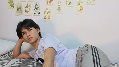 patri_ck_villa online show from May 26, 9:44 pm