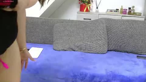 Snapshot of patricia_misss chatting on July 28, 8:52 pm online show from July 28, 8:52 pm