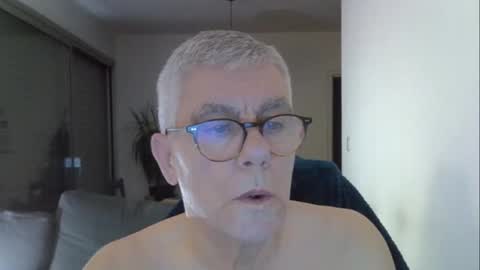 patrick5275 online show from June 3, 3:42 am