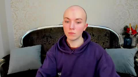 Snapshot of patrickbevy chatting on May 20, 9:21 pm Patrick online show from May 20, 9:21 pm