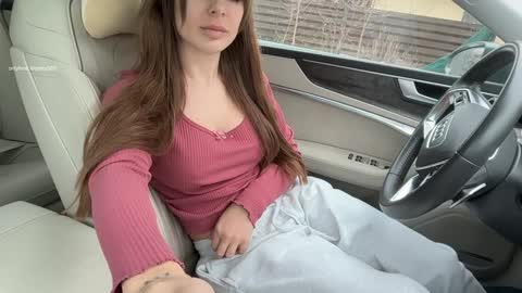 Andreea online show from February 4, 7:47 am