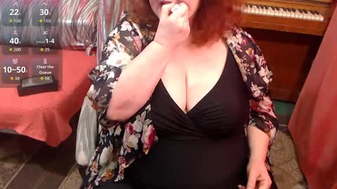 PatsyORose online show from April 2, 3:26 am