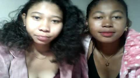 Snapshot of paty108242 chatting on June 18, 8:47 am paty108242 online show from June 18, 8:47 am