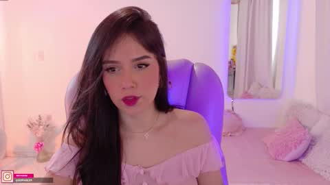 Sofa online show from October 11, 8:18 pm