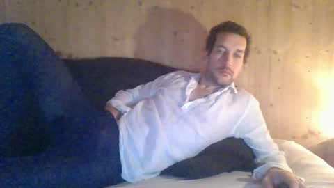 paueriwan online show from December 1, 8:08 am