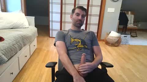 Snapshot of paul335sampson chatting on December 19, 4:47 pm Paul online show from December 19, 4:47 pm