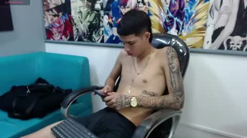 Snapshot of paul_ponce chatting on June 12, 1:10 pm PAUL online show from June 12, 1:10 pm