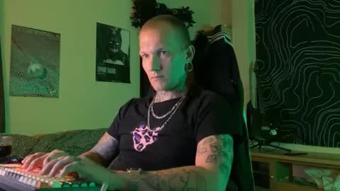 Paul online show from March 6, 6:15 pm