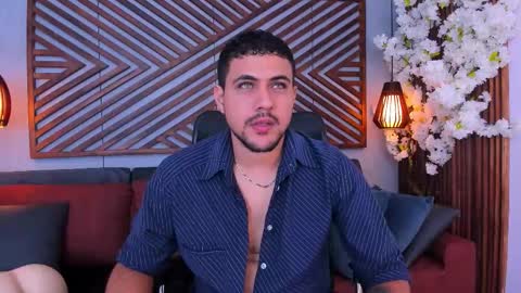 Paul Rivera online show from November 18, 10:03 pm