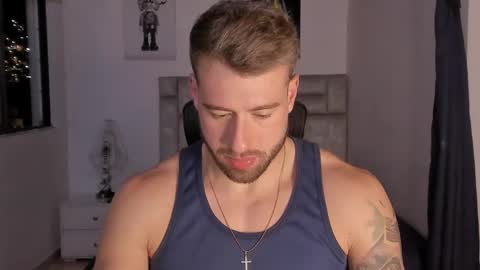 Snapshot of paul_roger chatting on October 8, 1:25 am PAUL ROGER online show from October 8, 1:25 am