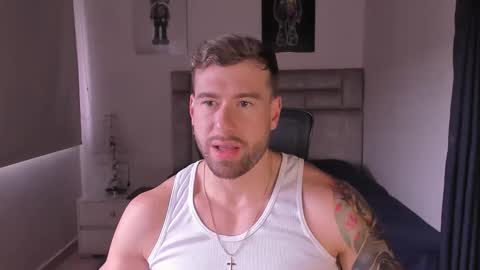 Snapshot of paul_roger chatting on October 19, 1:56 pm PAUL ROGER online show from October 19, 1:56 pm