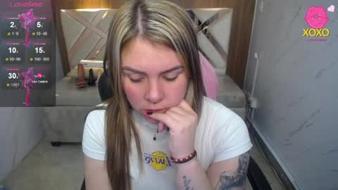 Paula online show from April 1, 12:50 pm