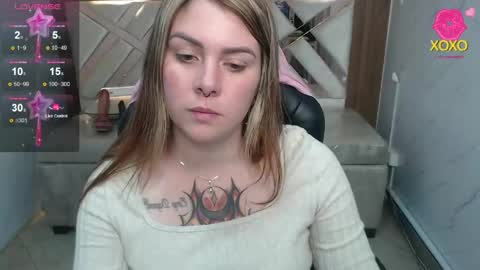 Snapshot of paula_b_ chatting on April 25, 12:52 pm Paula online show from April 25, 12:52 pm