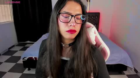 CALL ME PAULA  online show from January 8, 5:15 pm