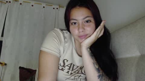 paula_torrez online show from April 18, 2:37 am