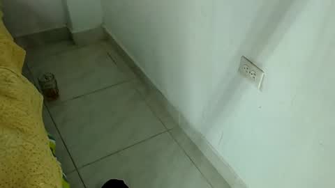 Snapshot of paula_wills chatting on December 20, 3:53 pm Yura independent model online show from December 20, 3:53 pm