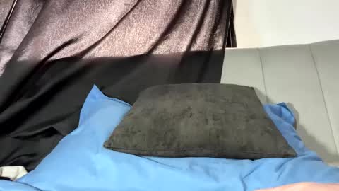 Snapshot of paula_wills chatting on October 5, 4:38 pm Yura independent model online show from October 5, 4:38 pm