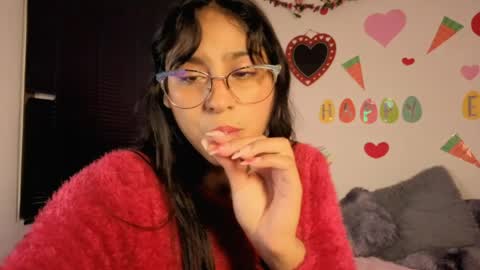 Paula  online show from April 11, 7:45 am