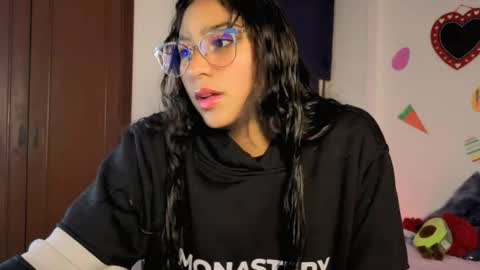 Paula  online show from April 15, 4:30 am