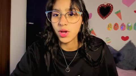 Paula  online show from April 16, 4:46 am