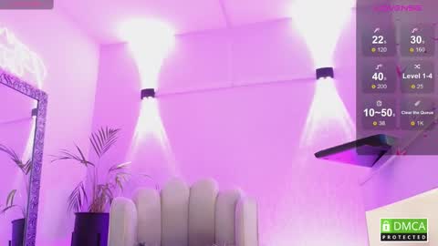 Paula Toro  online show from February 20, 2:24 pm