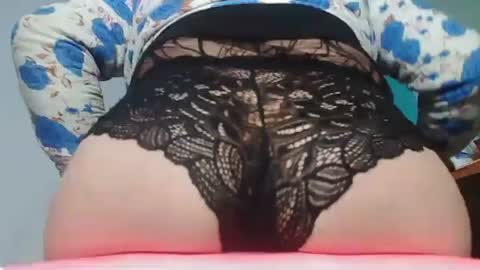 PAULA VALENTINA online show from December 6, 10:38 am