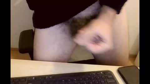 Snapshot of paulbazo83 chatting on February 23, 9:28 am paulbazo83 online show from February 23, 9:28 am