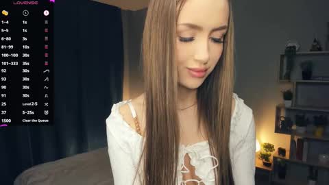 Snapshot of paulettelafevre chatting on February 1, 7:12 pm Eva online show from February 1, 7:12 pm