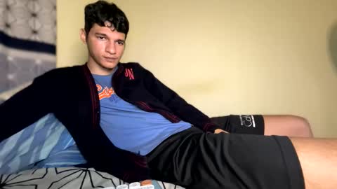 Paul Mklain online show from April 4, 4:33 am