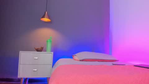 Paulina online show from February 10, 9:15 pm