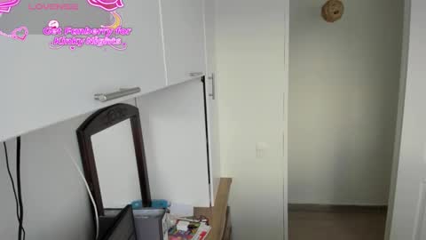 paulina online show from November 17, 9:09 pm