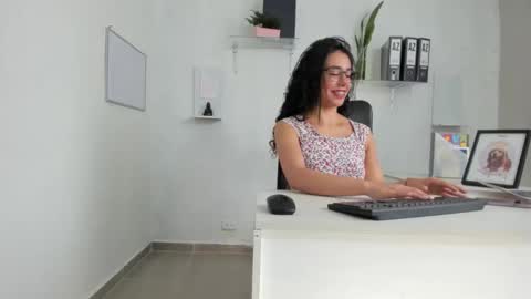 paulina online show from January 16, 6:34 pm