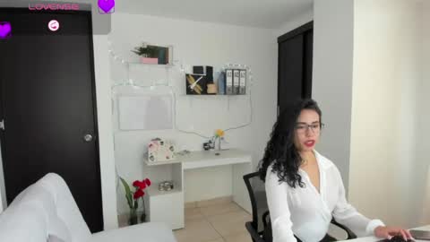 paulina online show from April 23, 7:05 pm