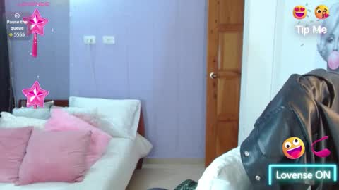 paulina online show from October 10, 3:44 pm