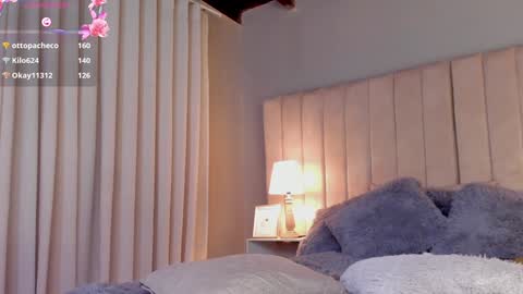 Snapshot of paulina_monrroy_ chatting on February 4, 4:15 am paylina monroy online show from February 4, 4:15 am