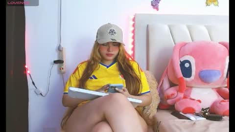 Snapshot of paulina_quintero18 chatting on June 28, 5:13 am Pau online show from June 28, 5:13 am