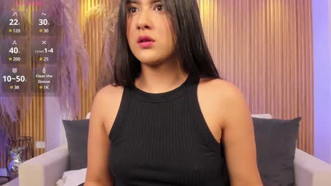 Snapshot of paulina_sweett chatting on January 17, 10:44 am Paulina online show from January 17, 10:44 am
