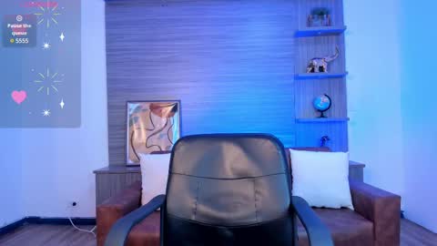 Snapshot of paulina_sweett chatting on March 10, 12:15 pm Paulina online show from March 10, 12:15 pm