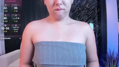 Snapshot of paulina_sweett chatting on September 15, 12:49 pm Paulina online show from September 15, 12:49 pm