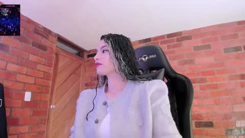 Paulina online show from January 1, 2:19 am