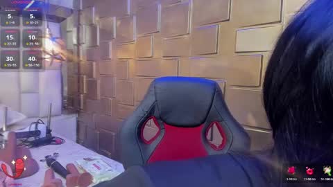 paulinabelen21 online show from April 8, 2:33 am