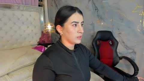 paulinabelen21 online show from May 28, 3:04 am