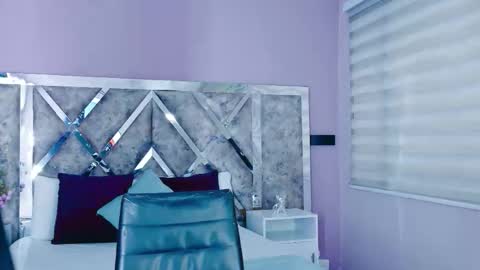 Paulina online show from October 18, 1:12 pm