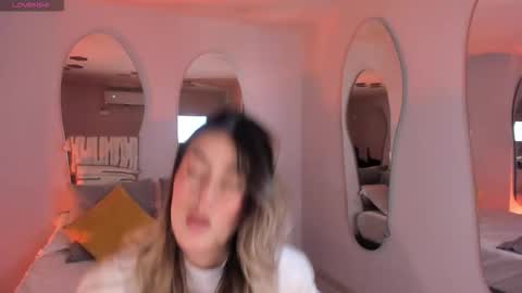 Paulina Santos  online show from September 10, 7:03 pm