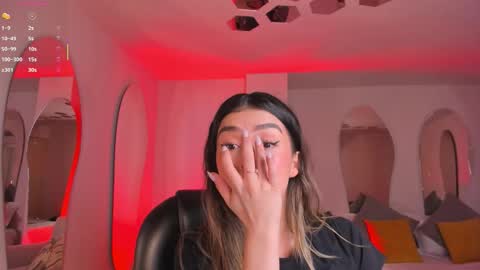 Paulina Santos  online show from September 12, 7:25 pm